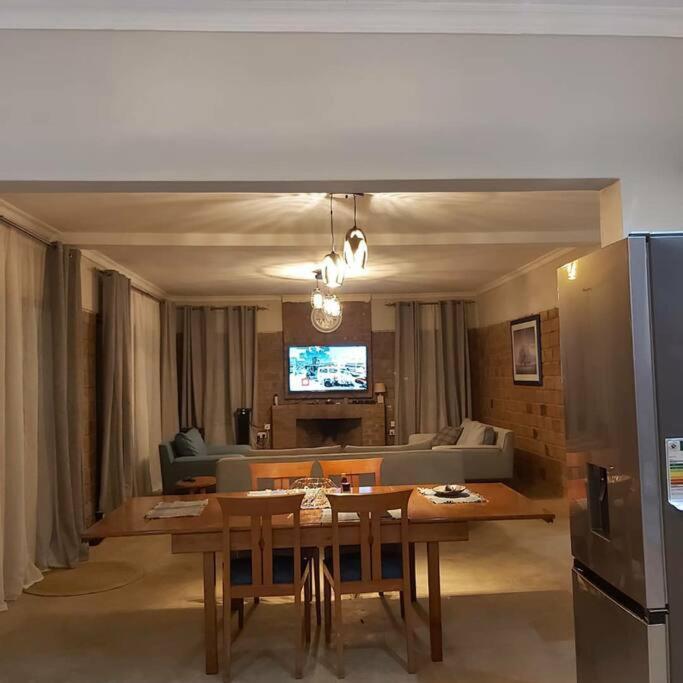 Warthog House-Cozy Country House, 3 Bed Mumbwa المظهر الخارجي الصورة